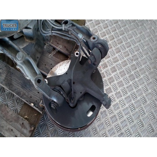 MONTANTE COMPLETO SINISTRO IVECO Daily 2014> usato