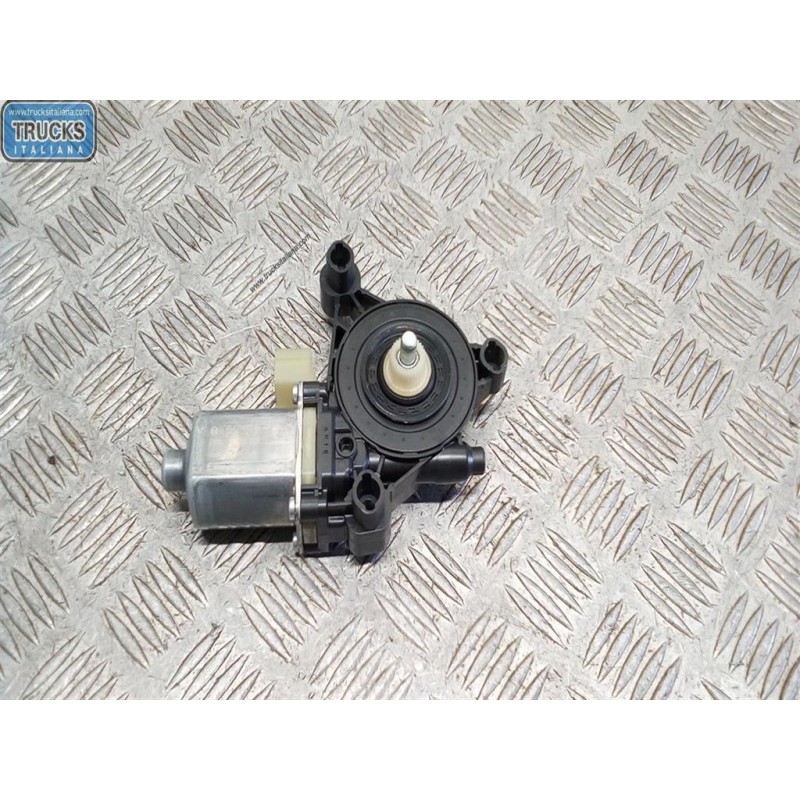 AUDI ALZA VETRI ANTERIORI DESTRO AUDI A3 Sportback 2012>2016 usato