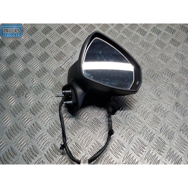AUDI RETROVISORE ELETTRICO DESTRO AUDI A3 Sportback 2012>2016 usato
