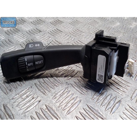 DEVIOLUCI VOLVO V60 2010>2013 usato