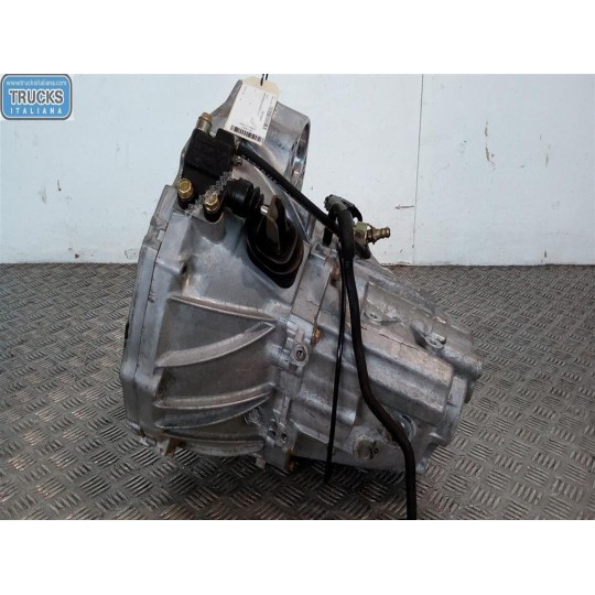 CAMBIO NISSAN Amera Tino 2000>2006 usato