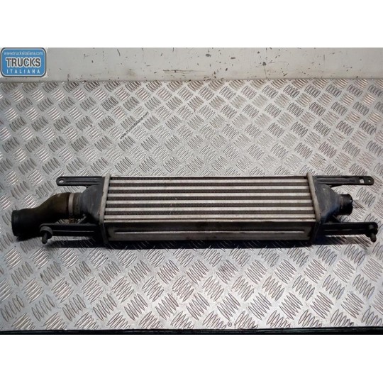 RADIATORE INTERCOOLERS FIAT F.Grande Punto 2005>2012 usato