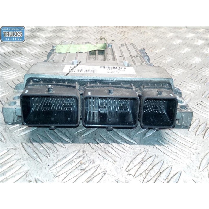 RENAULT CENTRALINA MOTORE RENAULT Scenic 2009>2012 usato