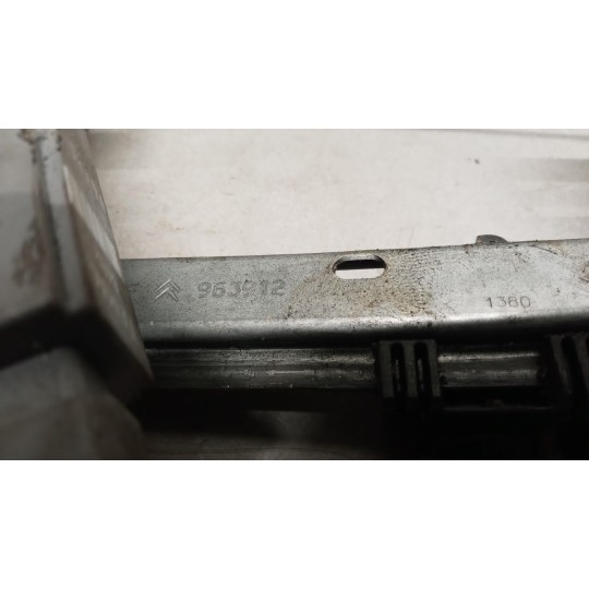 FRONT LEFT POWERED WINDOWS  CITROEN C3 2002>2005 used