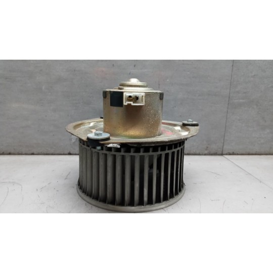 MOTORINO VENTILAZIONE INTERNA NISSAN King Cab 1988>1998 usato