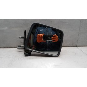 RETROVISORE DESTRO NISSAN...