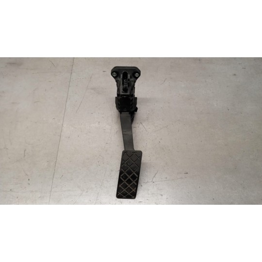 ELETRONIC THROTTLE PEDAL  VOLKSWAGEN van Crafter 2017> used