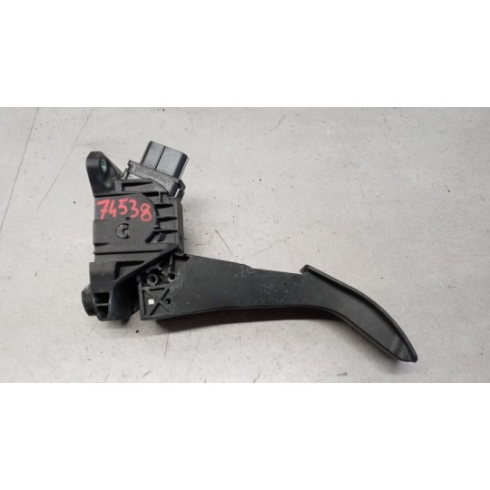 ELETRONIC THROTTLE PEDAL  VOLKSWAGEN van Crafter 2017> used