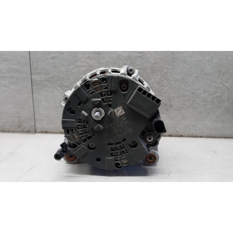 VOLKSWAGEN van ALTERNATOR VOLKSWAGEN van Crafter 2017> used