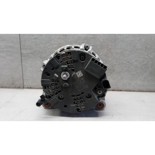 ALTERNATOR VOLKSWAGEN van Crafter 2017> used