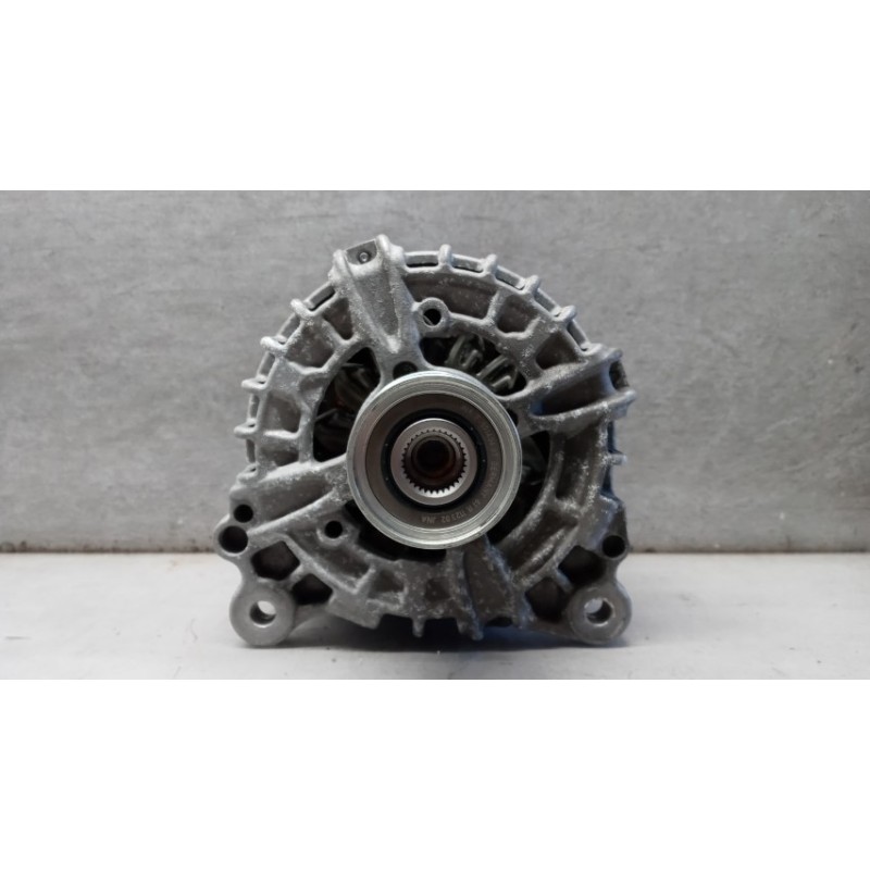 VOLKSWAGEN van ALTERNATOR VOLKSWAGEN van Crafter 2017> used