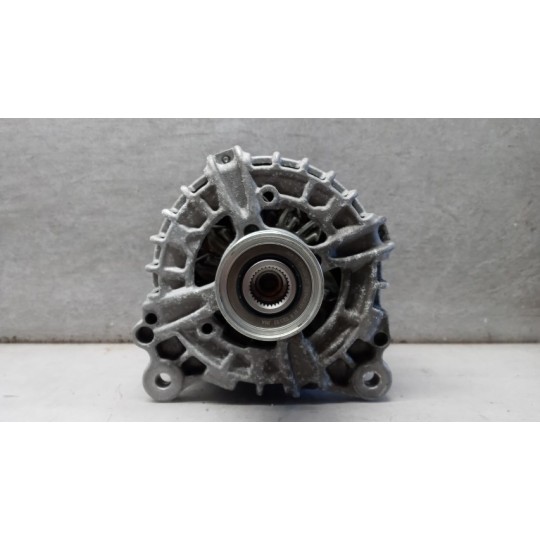ALTERNATOR VOLKSWAGEN van Crafter 2017> used