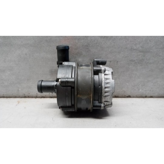 POMPA ACQUA VOLKSWAGEN van Crafter 2017> usato