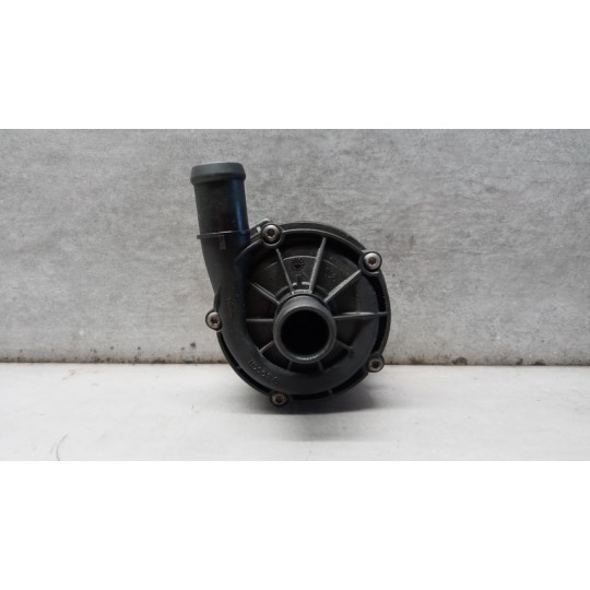 POMPA ACQUA VOLKSWAGEN van Crafter 2017> used