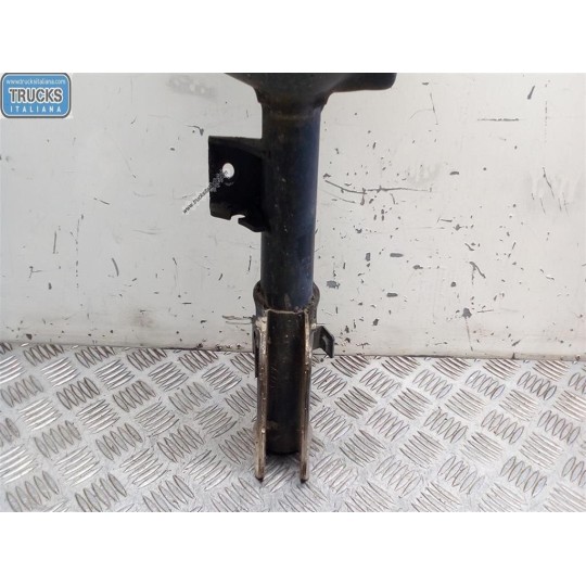 AMMORTIZZATORE ANTERIORE DESTRO SUZUKI Grand Vitara 2006> usato