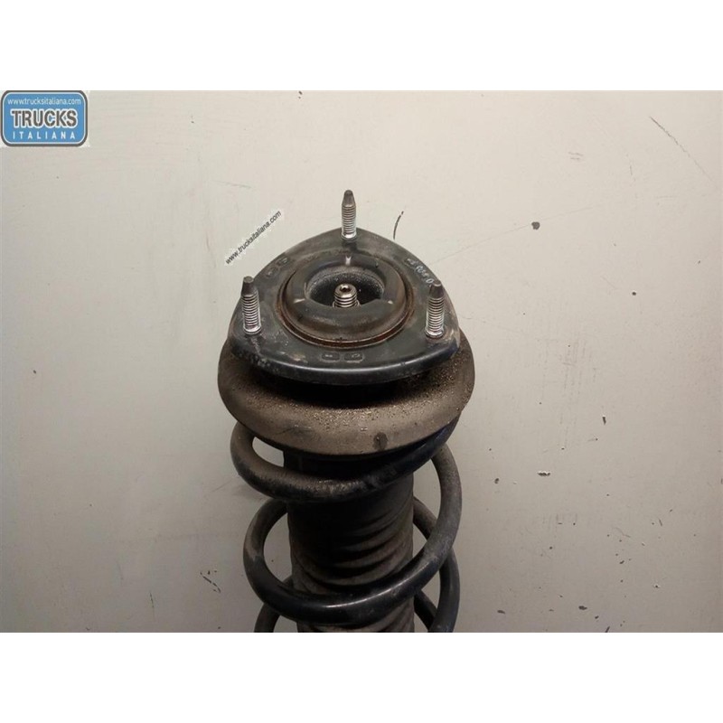 SUZUKI RIGHT FRONT SHOCK ASSORBER SUZUKI Grand Vitara 2006> used