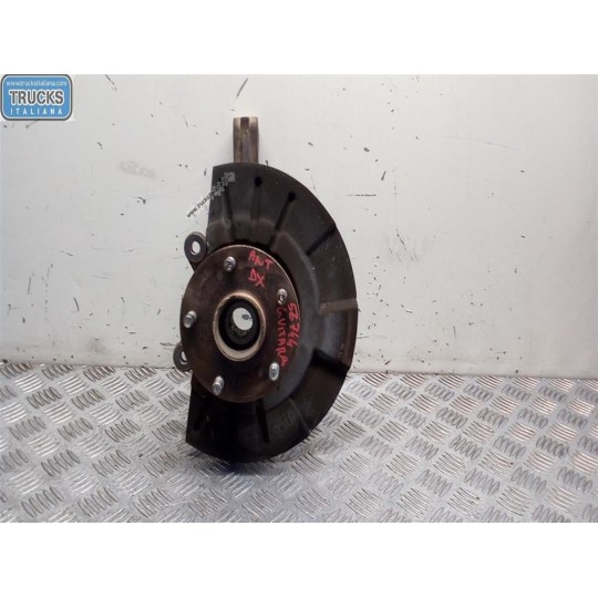 MONTANTE COMPLETO DESTRO SUZUKI Grand Vitara 2006> usato