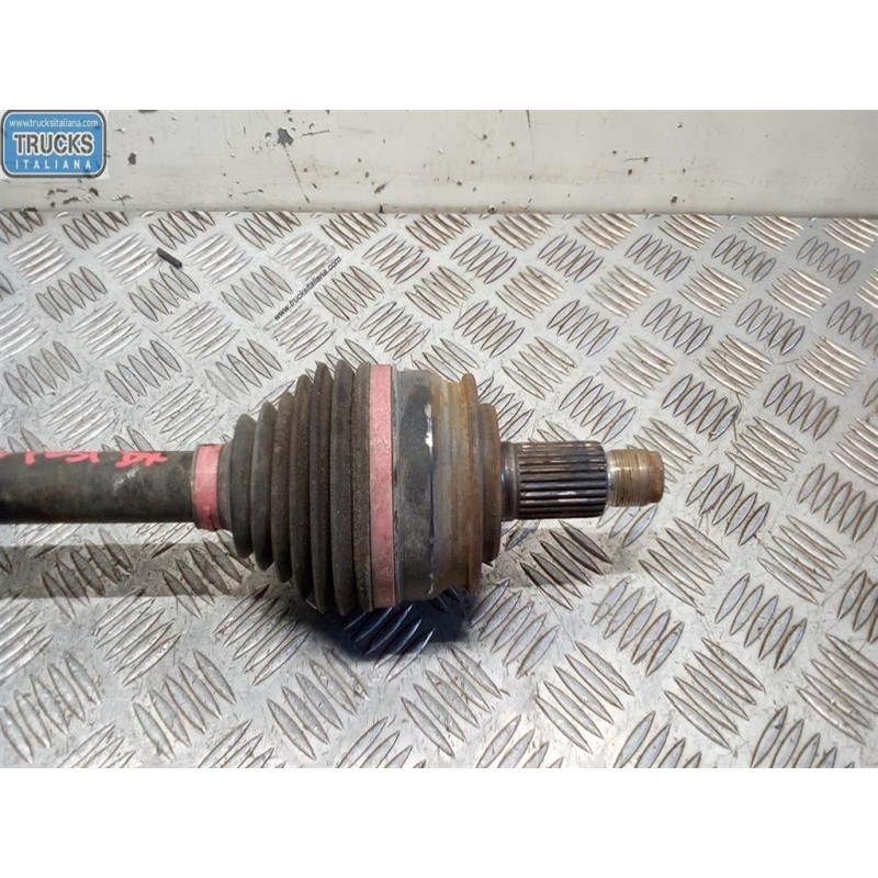 SUZUKI SEMIASSE POSTERIORE DESTRO SUZUKI Grand Vitara 2006> usato