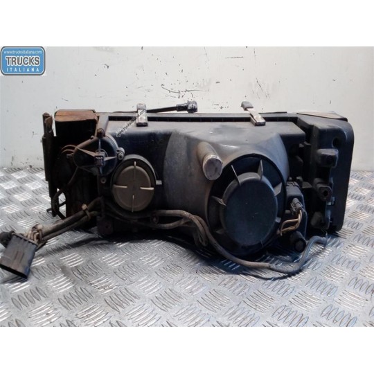 FARO ANTERIORE DESTRO IVECO EUROSTAR usato