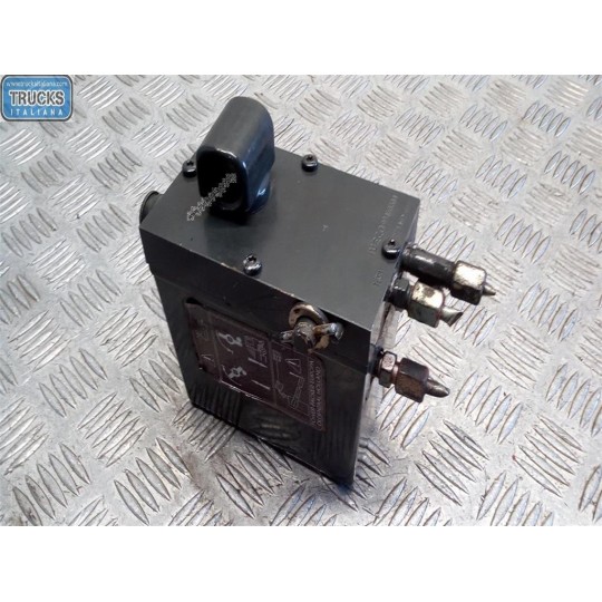 CAB LIFT PUMP  IVECO EUROSTAR used