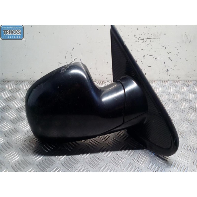 CHRYSLER RIGHT ELETRIC REAR-VIEW MIRROR  CHRYSLER Voy./G.Voyager 2001>2004 used