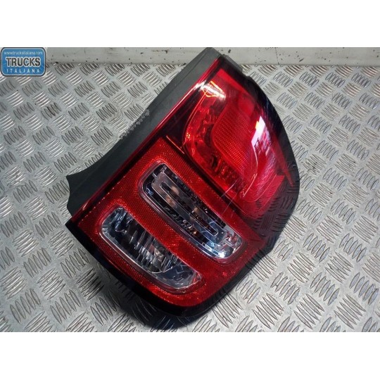 FARO POSTERIORE ESTERNO DESTRO CITROEN C3 2009>2013 usato