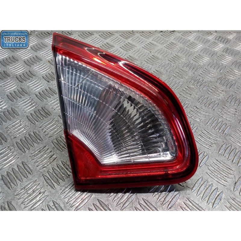 NISSAN FARO POSTERIORE INTERNO SINISTRO NISSAN Qashqai 2010>2014 usato