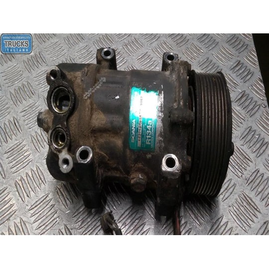 COMPRESSORE ARIA CONDIZIONATA SCANIA Serie R 2005> usato