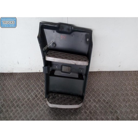 PEDANA SALITA A/DX SCANIA Serie R 2005> usato