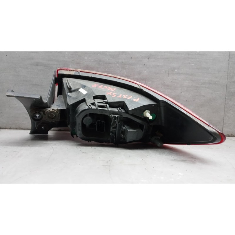 RENAULT FARO POSTERIORE ESTERNO SINISTRO RENAULT Clio 2012>2016 usato