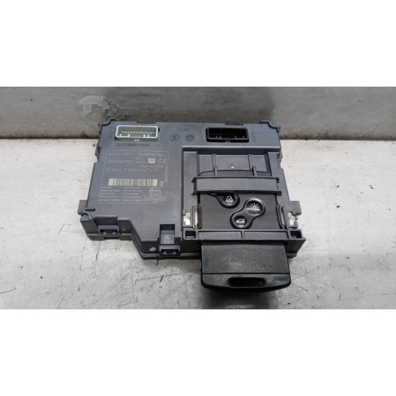 RENAULT ENGINE UNIT RENAULT Clio 2012>2016 used