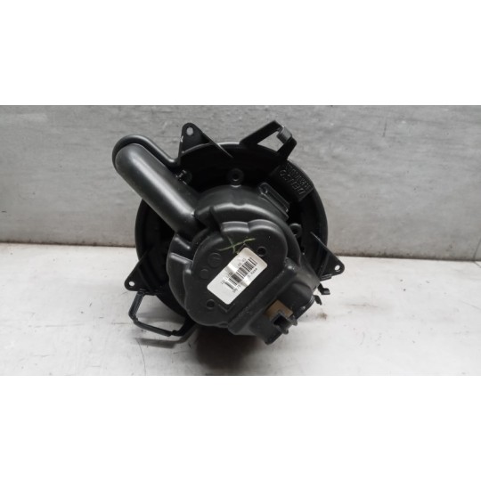 MOTORINO VENTILAZIONE INTERNA RENAULT Clio 2012>2016 usato