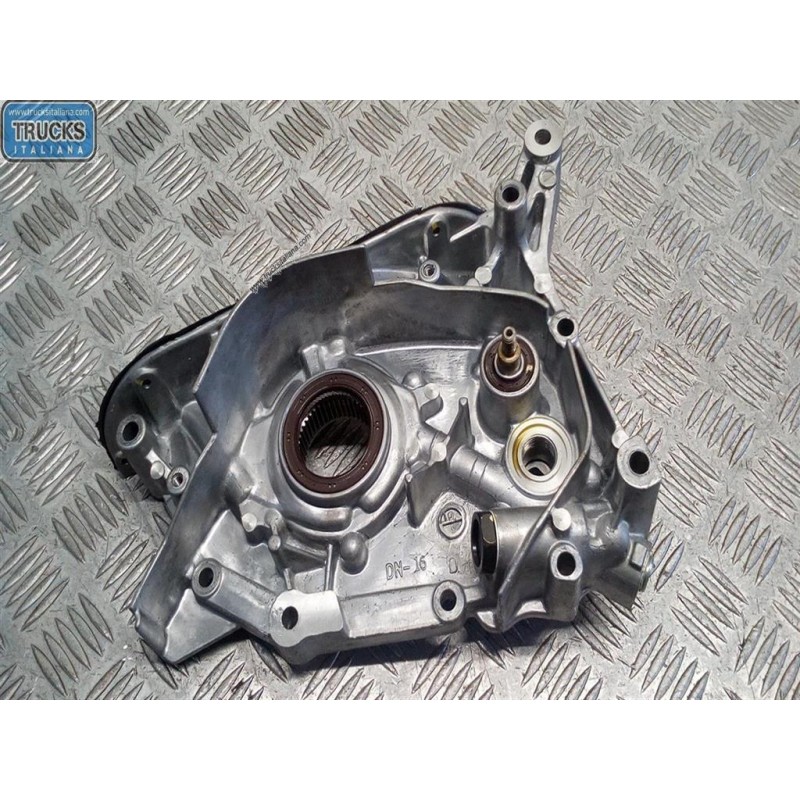 MITSUBISHI POMPA OLIO MITSUBISHI L200 2001>2002 usato
