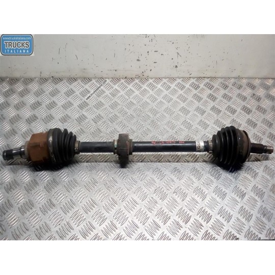SEMIASSE ANTERIORE DESTRO TOYOTA Yaris 2005>2008 usato