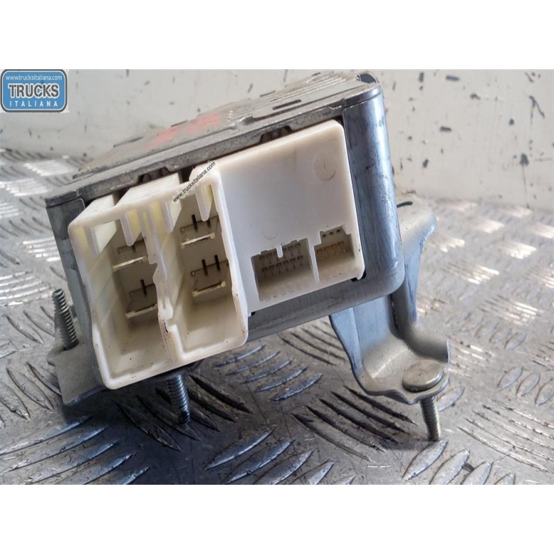 TOYOTA VARIOUS CONTROL UNITS A  TOYOTA Yaris 2005>2008 used