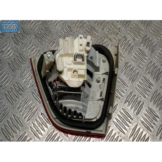 FARO POST INTERNO LED SINISTRO BMW Serie 3 (E90-E91) 2008>2011 usato