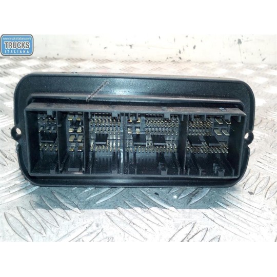 CENTRALINA MOTORE BMW Serie 3 (E90-E91) 2008>2011 usato