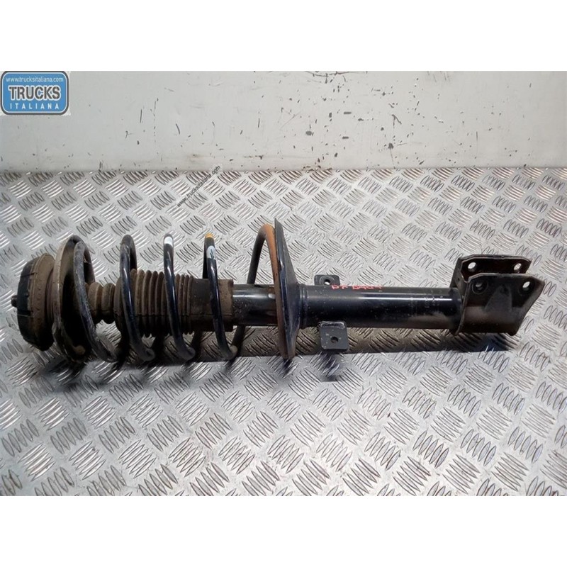 DACIA RIGHT BACK SHOCK ASSORBER  DACIA Duster 2013>2017 used