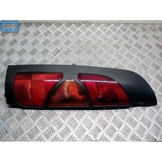 FARO POSTERIORE ESTERNO SINISTRO RENAULT Kangoo 1997>2003 usato