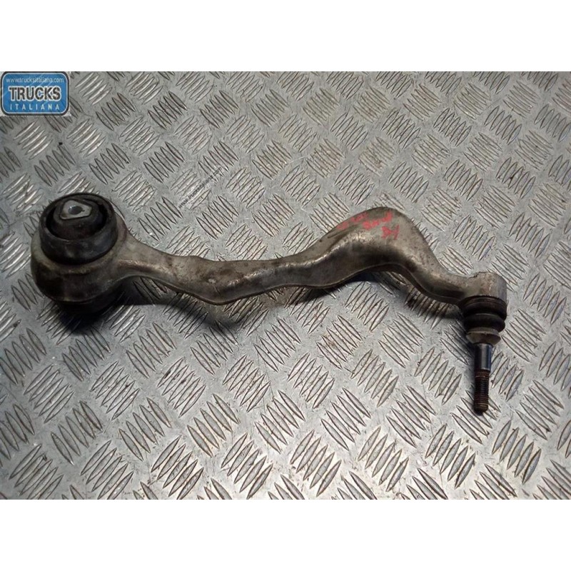 BMW CONTROL ARM FRONT LOWER RIGHT  BMW Serie 1 (E87) 2003>2007 used