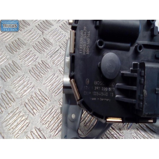 windshield wiper motor PEUGEOT 3008 2009> used