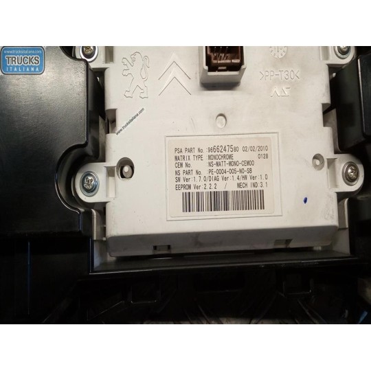 INSTRUMENT PANEL PEUGEOT 3008 2009> used