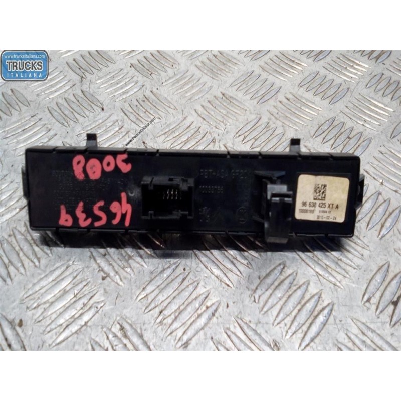 PEUGEOT VARIOUS SWITCHES AND BUTTONS B
 PEUGEOT 3008 2009> used