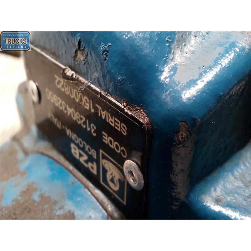 IVECO HYDRAULIC PUMP  IVECO EUROCARGO 2000>2005  used