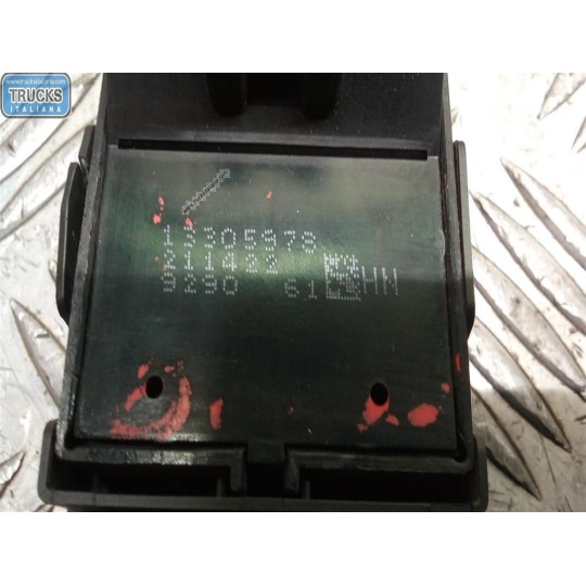 VARIOUS SWITCHES AND BUTTONS A
 OPEL Astra J 2009>2012 used