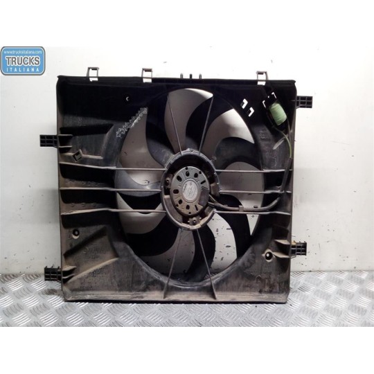 CONVOGLIATORE ELETTROVENTOLA OPEL Astra J 2009>2012 usato