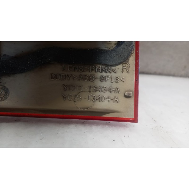 FORD van FARO POSTERIORE ESTERNO DESTRO FORD van Transit 2000>2006 usato