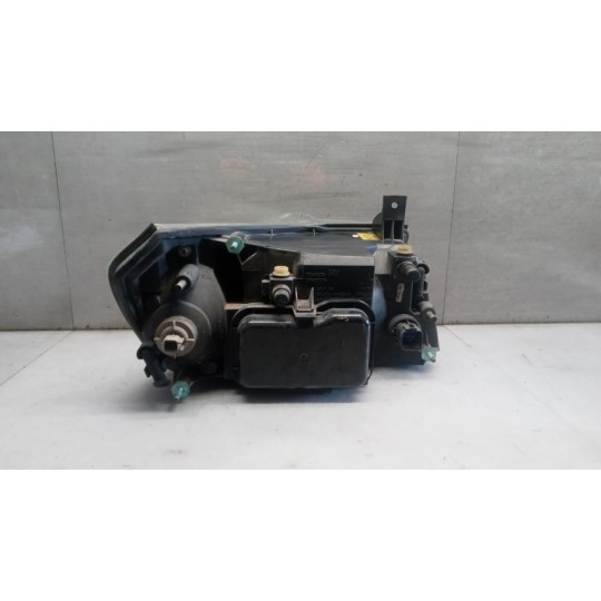 FARO ANTERIORE SINISTRO FORD van Transit 2000>2006 usato