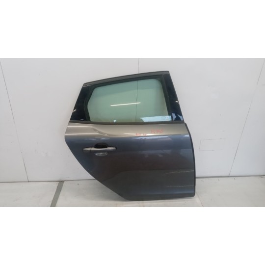 RIGHT REAR DOOR  VOLVO V40 2016> used
