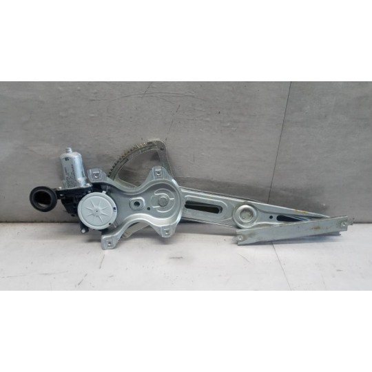 FRONT RIGHT POWERED WINDOWS  TOYOTA Yaris 2008>2011 used